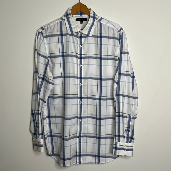 Banana Republic Men’s Non-Iron Slim Fit Dress Shirt Size Large NWOT - Picture 1 of 5